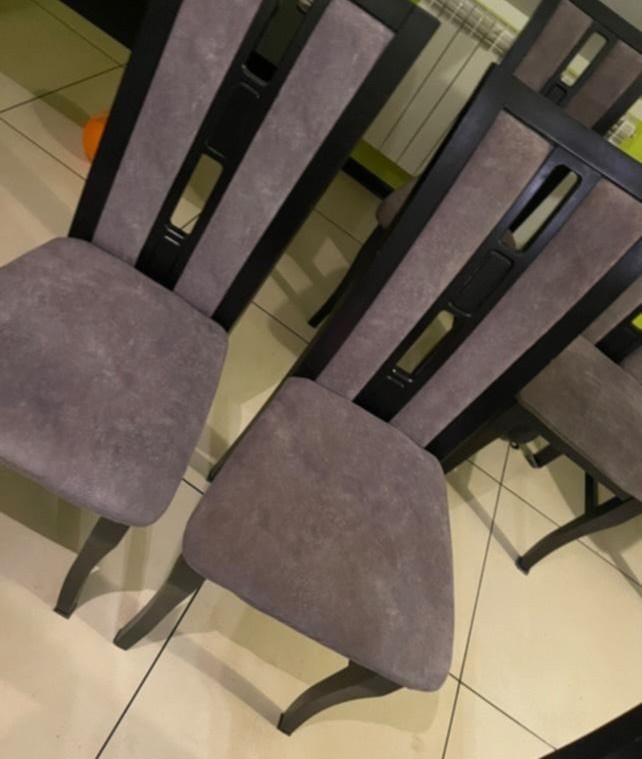 Pranie kanapy – usuwanie plam z tapicerki